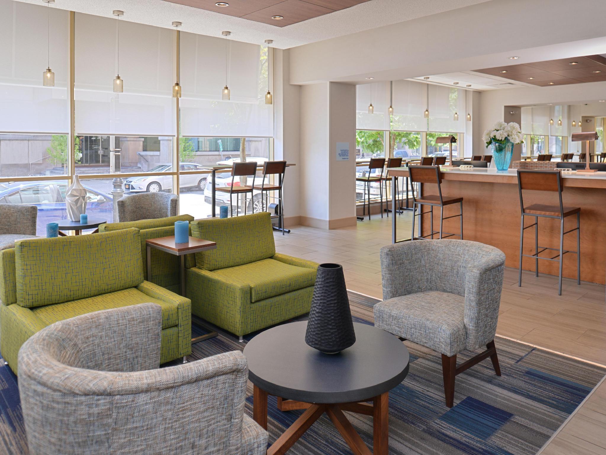 Holiday Inn Express & Suites Buffalo Downtown By Ihg Екстер'єр фото
