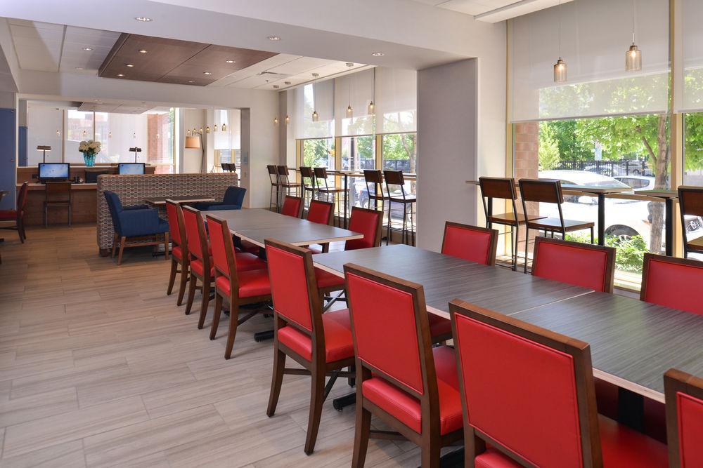 Holiday Inn Express & Suites Buffalo Downtown By Ihg Екстер'єр фото