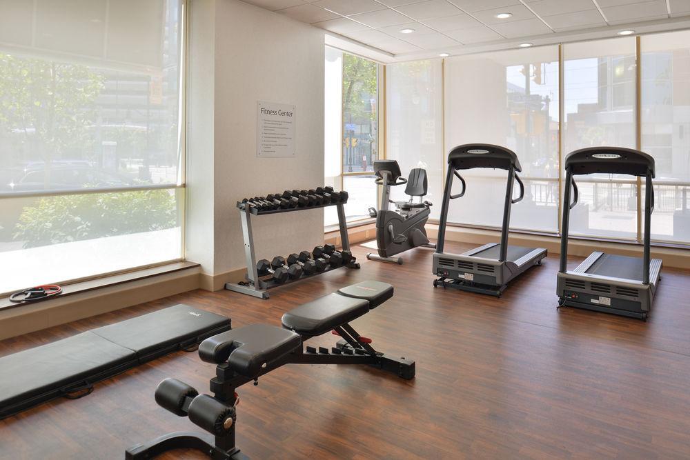 Holiday Inn Express & Suites Buffalo Downtown By Ihg Екстер'єр фото