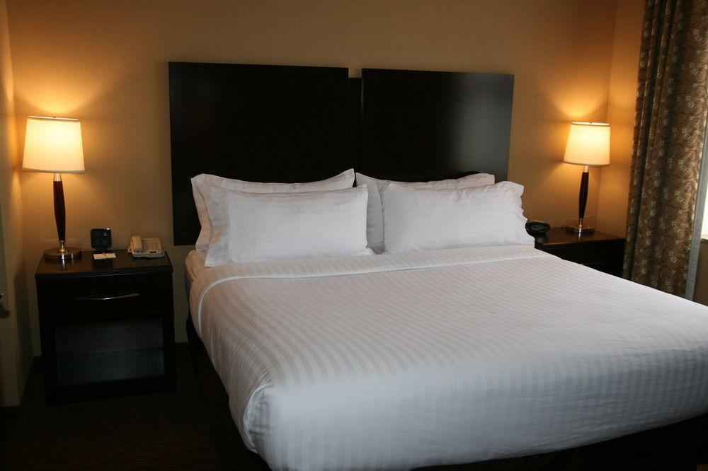 Holiday Inn Express & Suites Buffalo Downtown By Ihg Екстер'єр фото