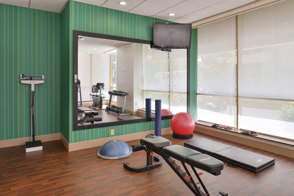 Holiday Inn Express & Suites Buffalo Downtown By Ihg Екстер'єр фото