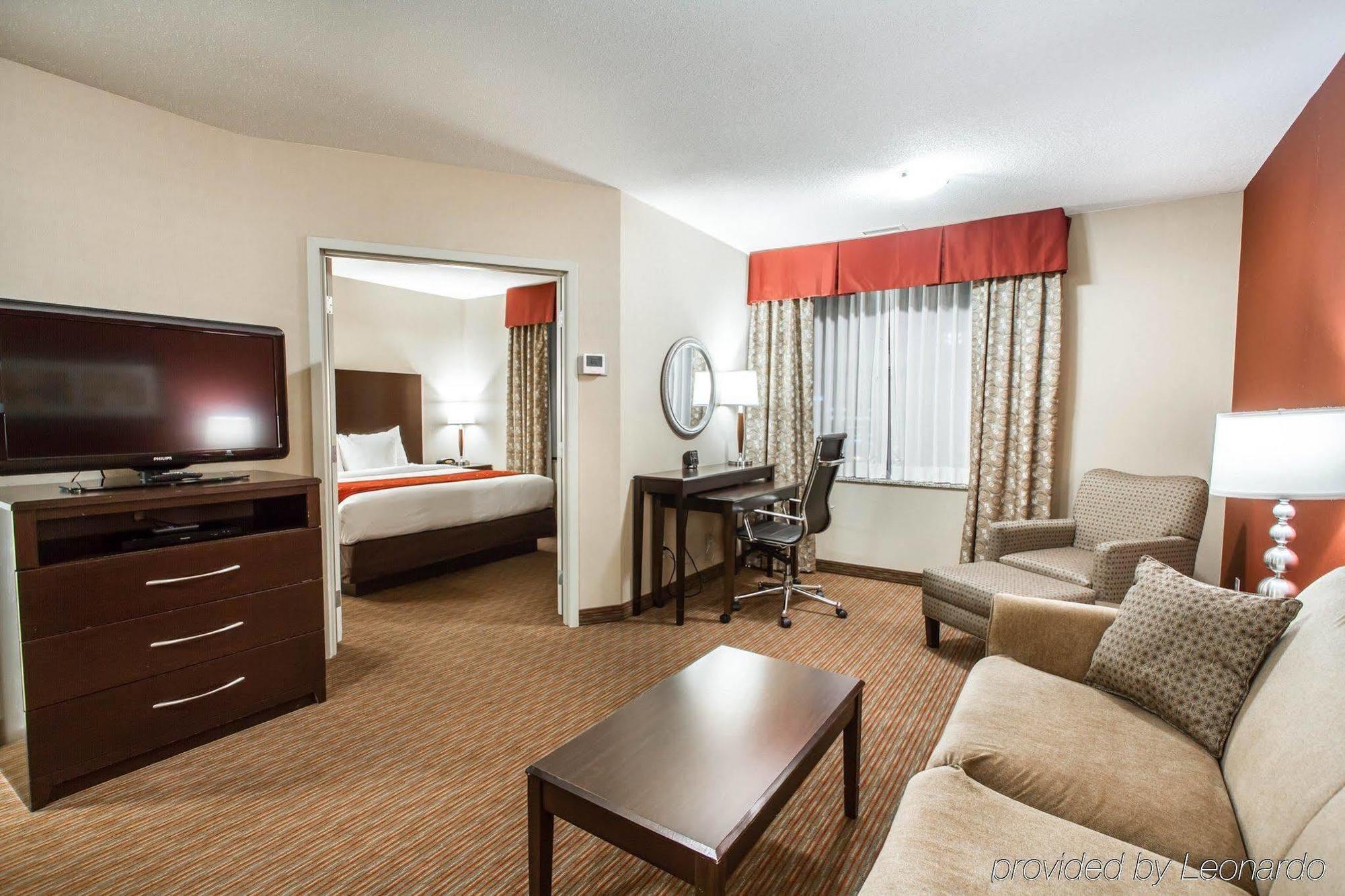 Holiday Inn Express & Suites Buffalo Downtown By Ihg Екстер'єр фото